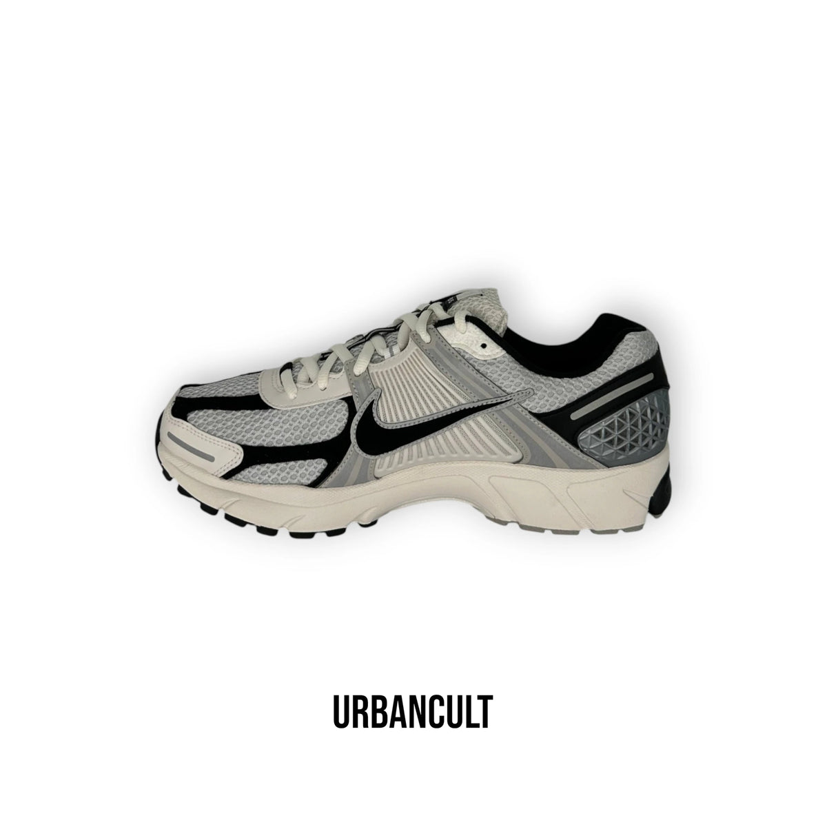 Nike Air Zoom Vomero 5 Photon Dust Black