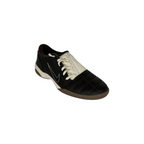 Scarpe Nike Total 90 Pearl Brown di Urban Cult con allacciatura asimmetrica e tomaia trapuntata color marrone