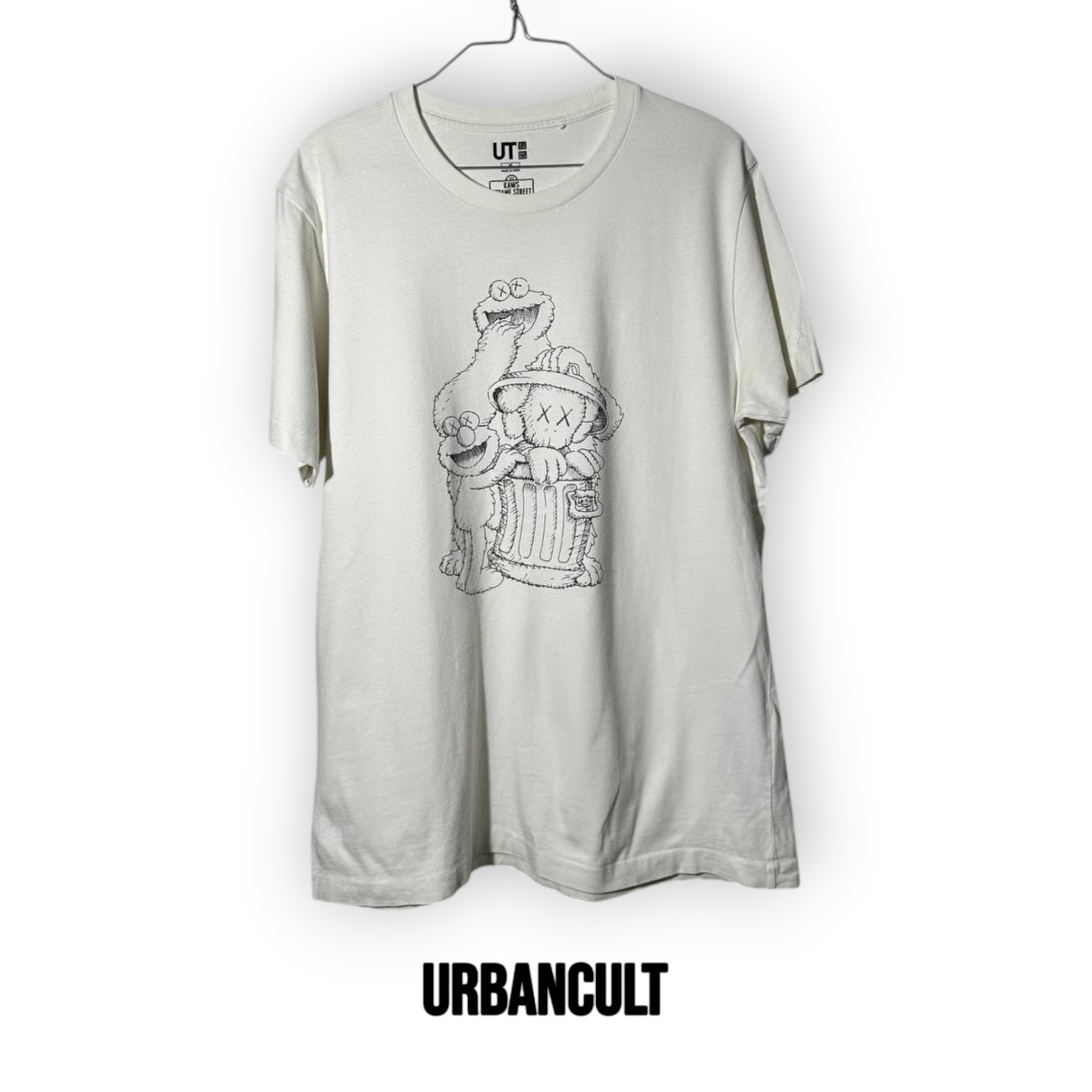 KAWS x Uniqlo Sesame Street Companion Outline T-shirt - Bianco - Urban Cult