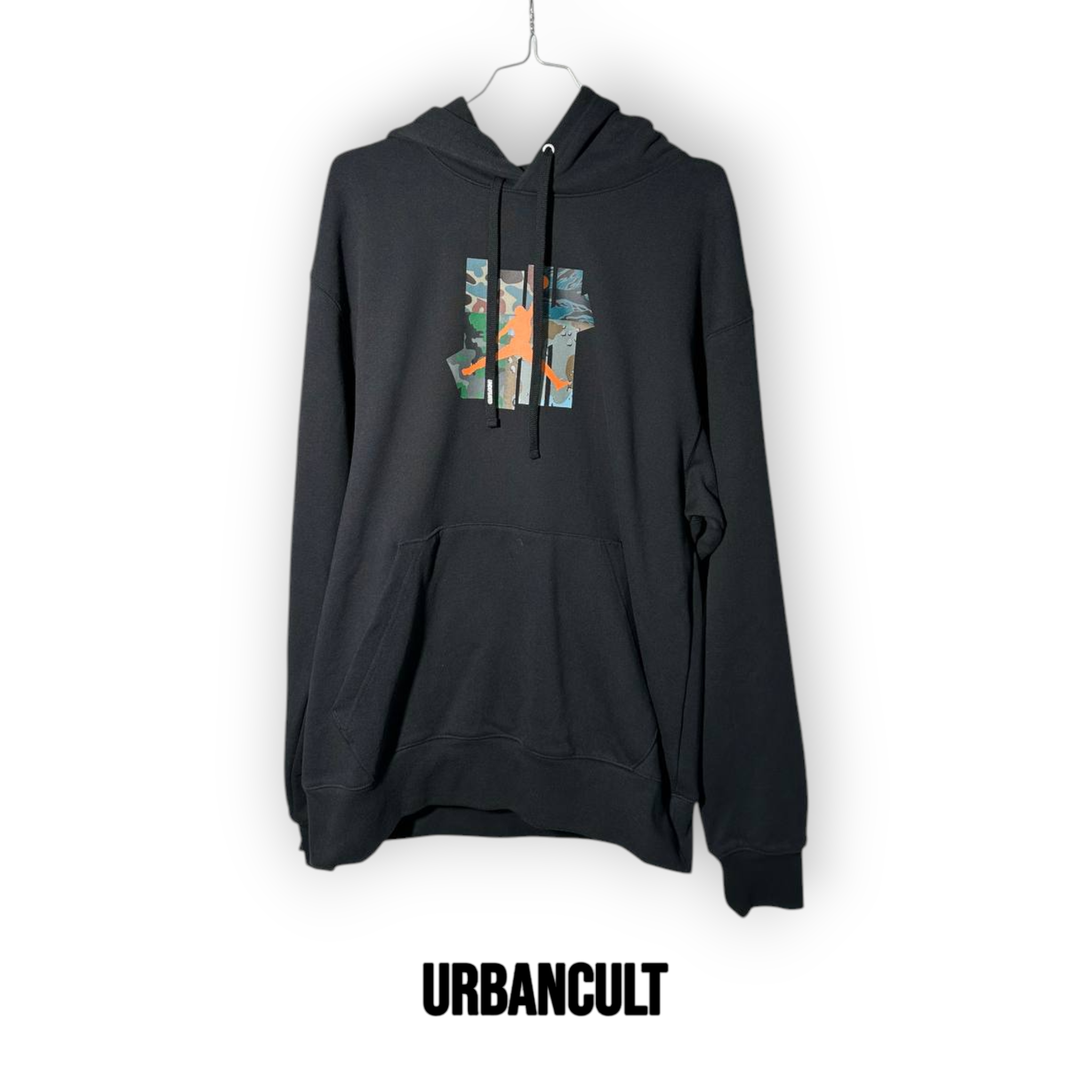 Felpa  Jordan x Undefeated con Cappuccio - Nera - Urban Cult