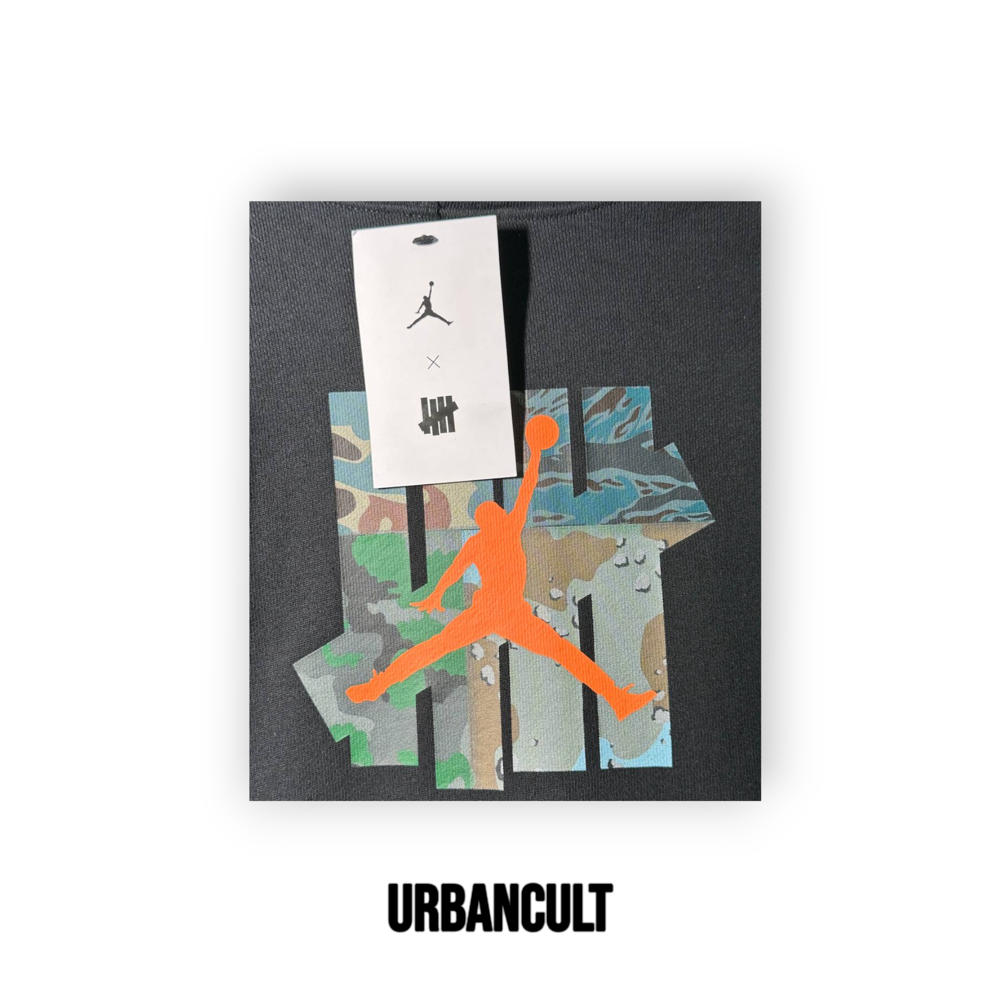 Felpa  Jordan x Undefeated con Cappuccio - Nera - Urban Cult