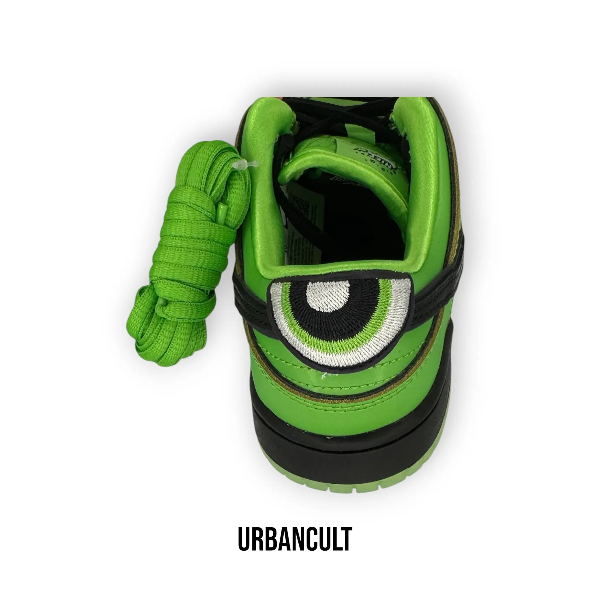 Nike SB Dunk Low x Le Superchicche Verde 'Molly' (Buttercup) - PS - Urban Cult