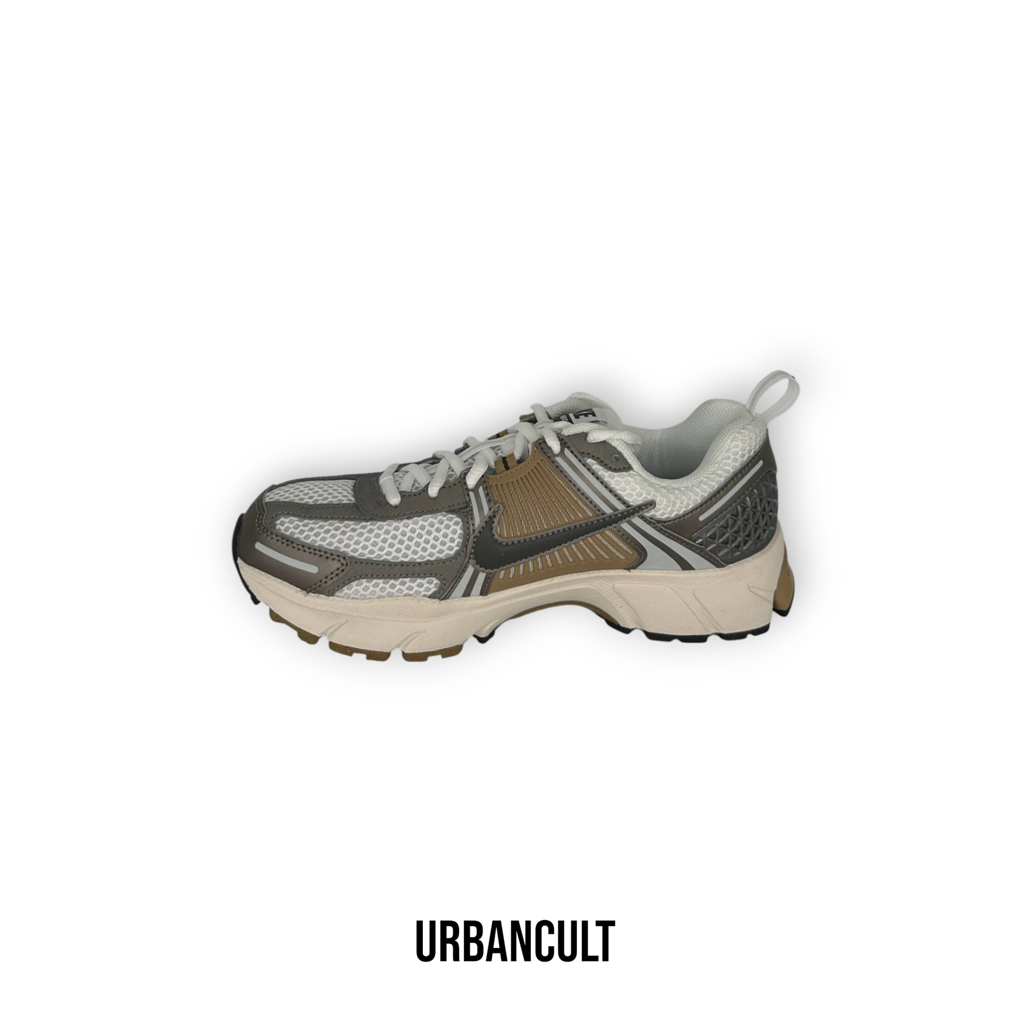 Nike Zoom Vomero 5 'Metallic Pewter - Grigio/Oro - Urban Cult