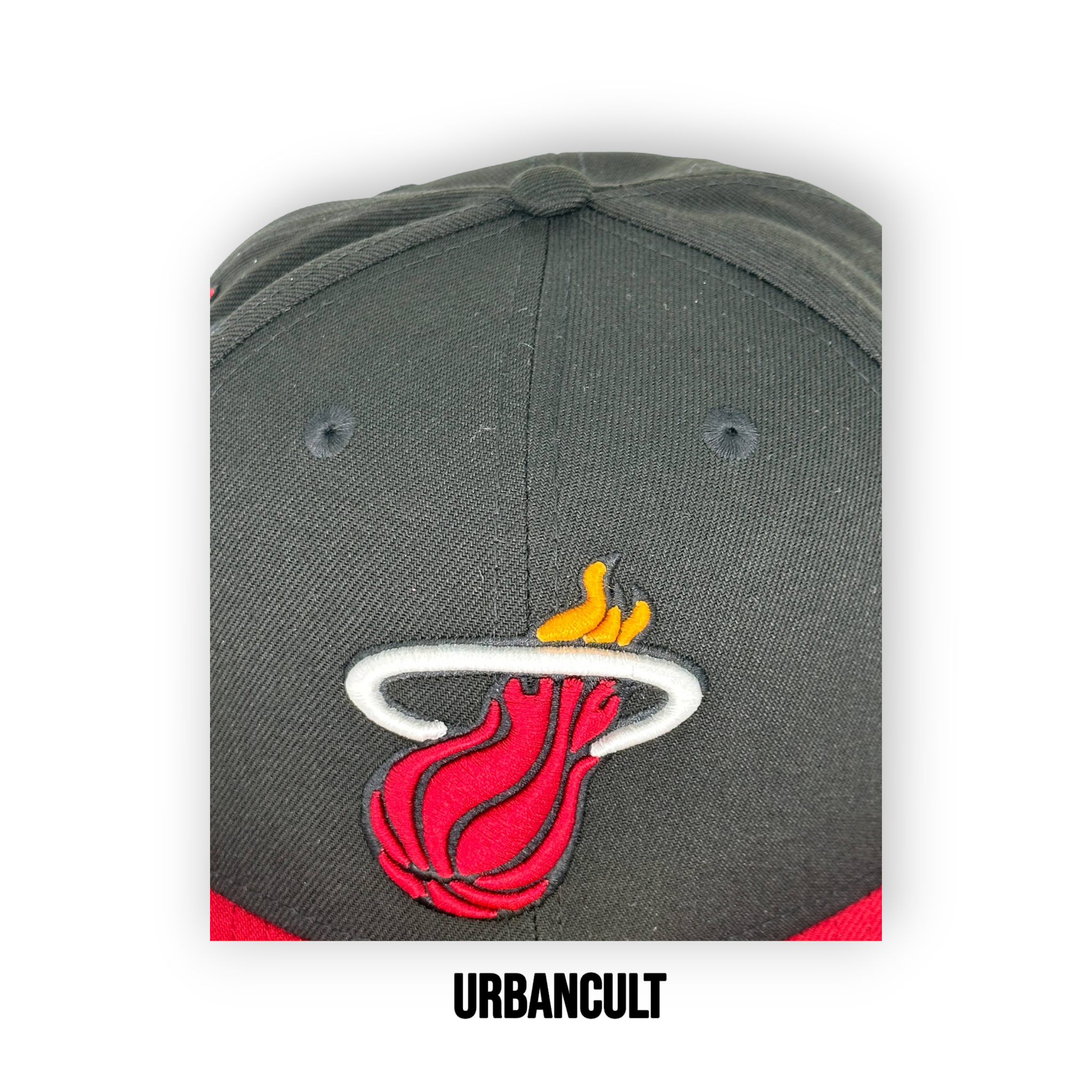 New Era Miami Heat Essential Custom - Nero/Rosso 7 5/8 - Urban Cult