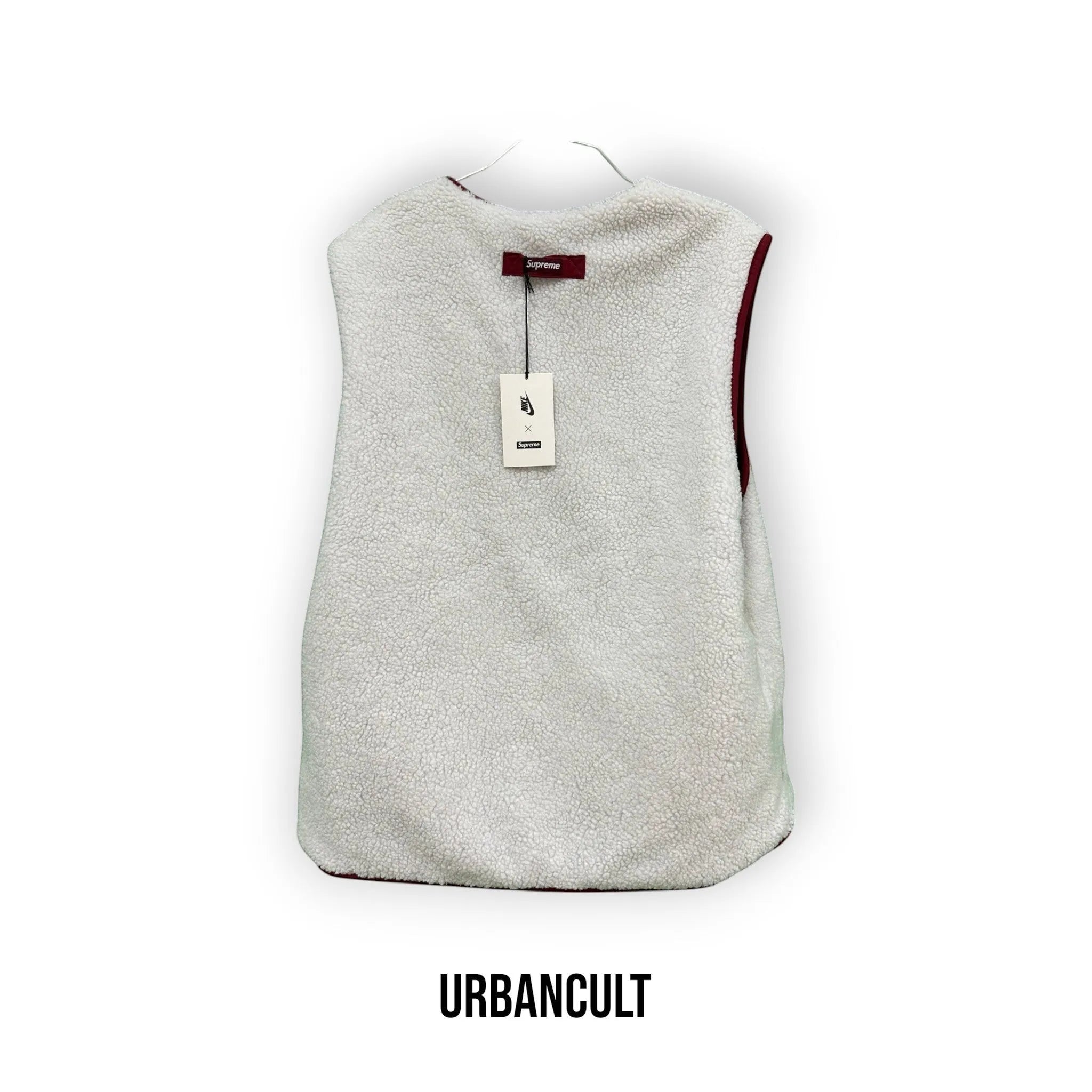reverse vest supreme - Urban Cult