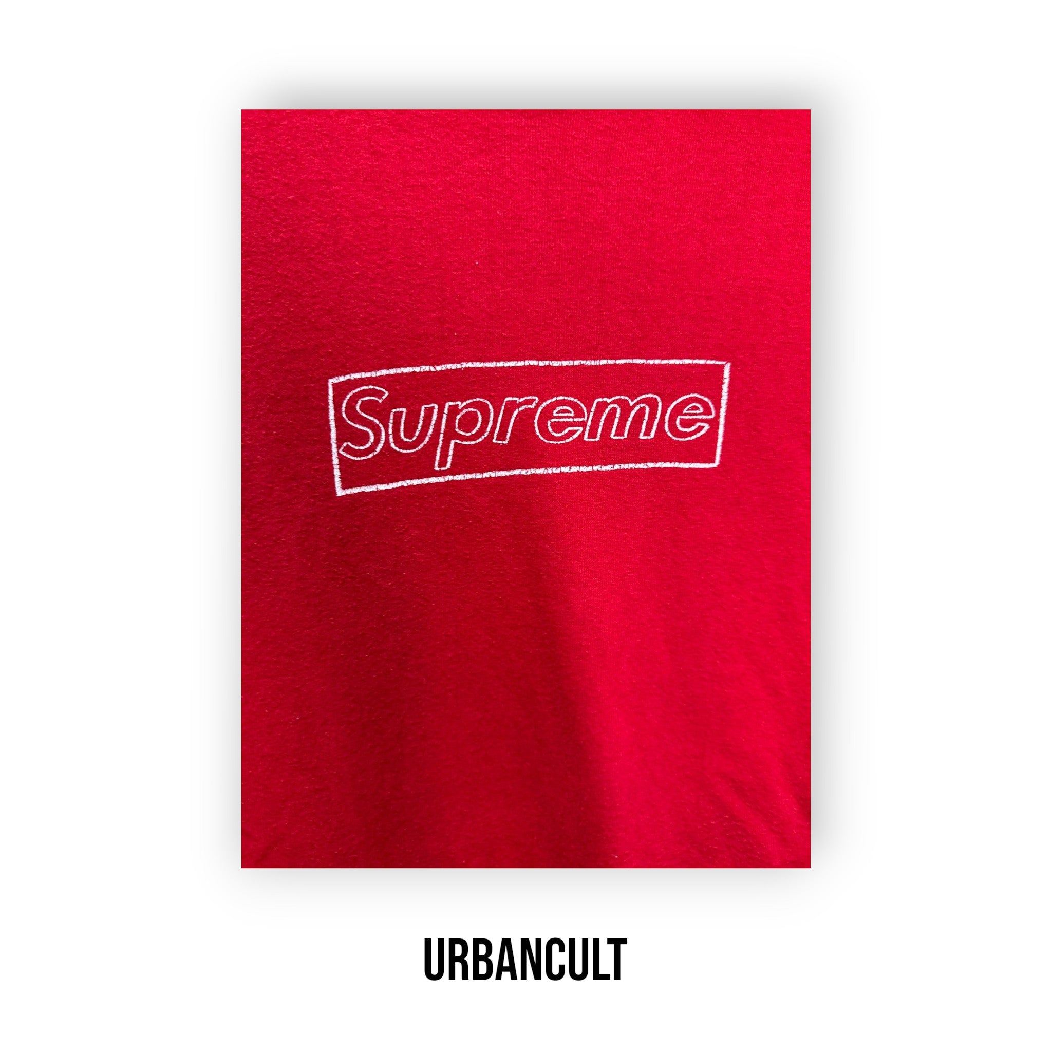 tee kaws supreme - Urban Cult