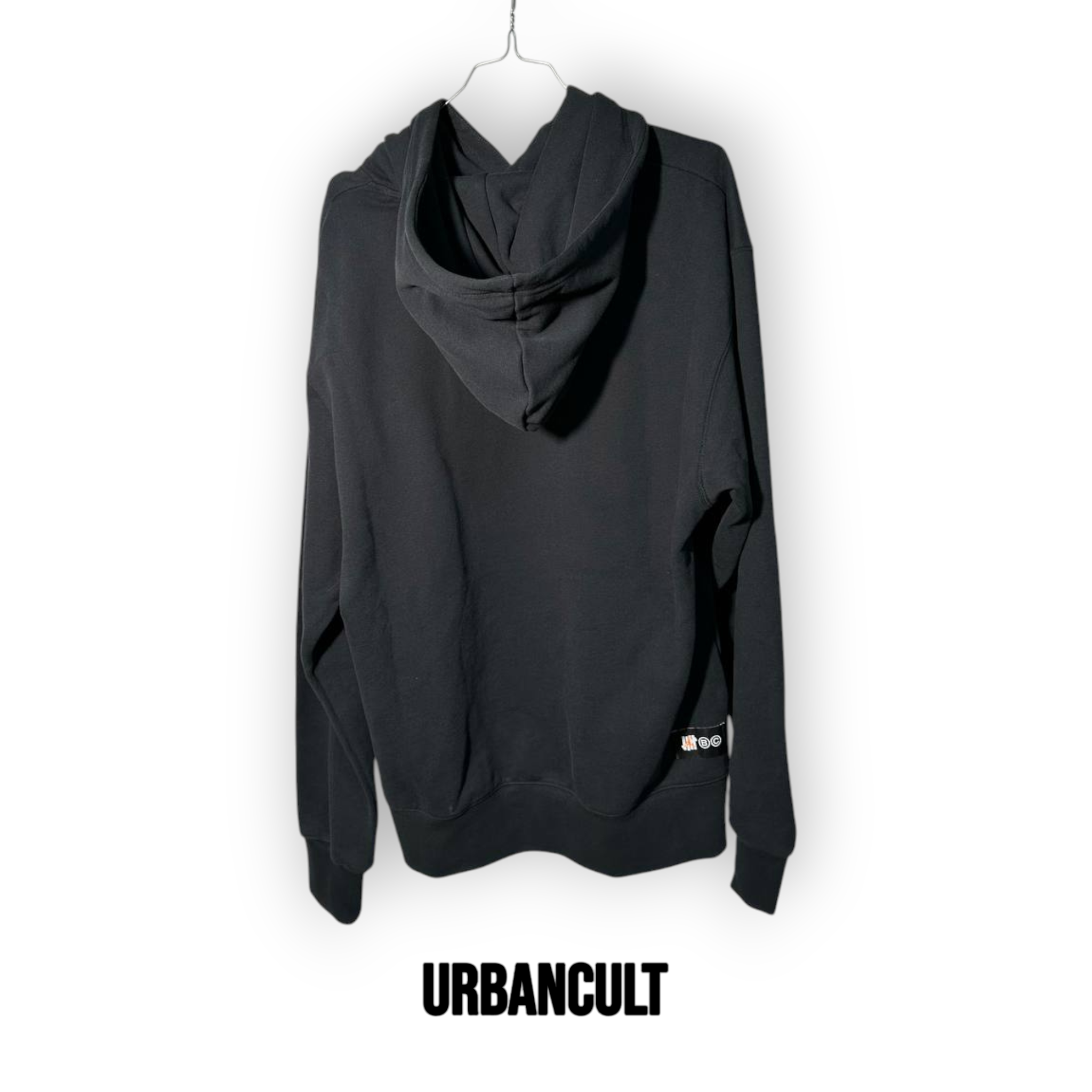 Felpa  Jordan x Undefeated con Cappuccio - Nera - Urban Cult