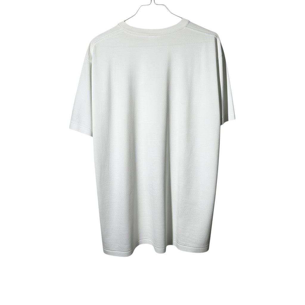 Urban Cult BAPE Mix Camo College T-shirt in bianco, taglia XL. Stampa grafica logo college con fantasie mimetiche multicolor.