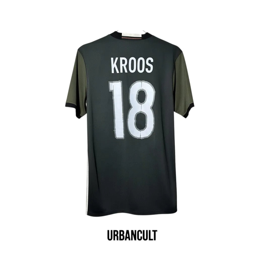 Urban Cult Germany away jersey 2016/17 Toni Kroos 18, black with green sleeves, size M