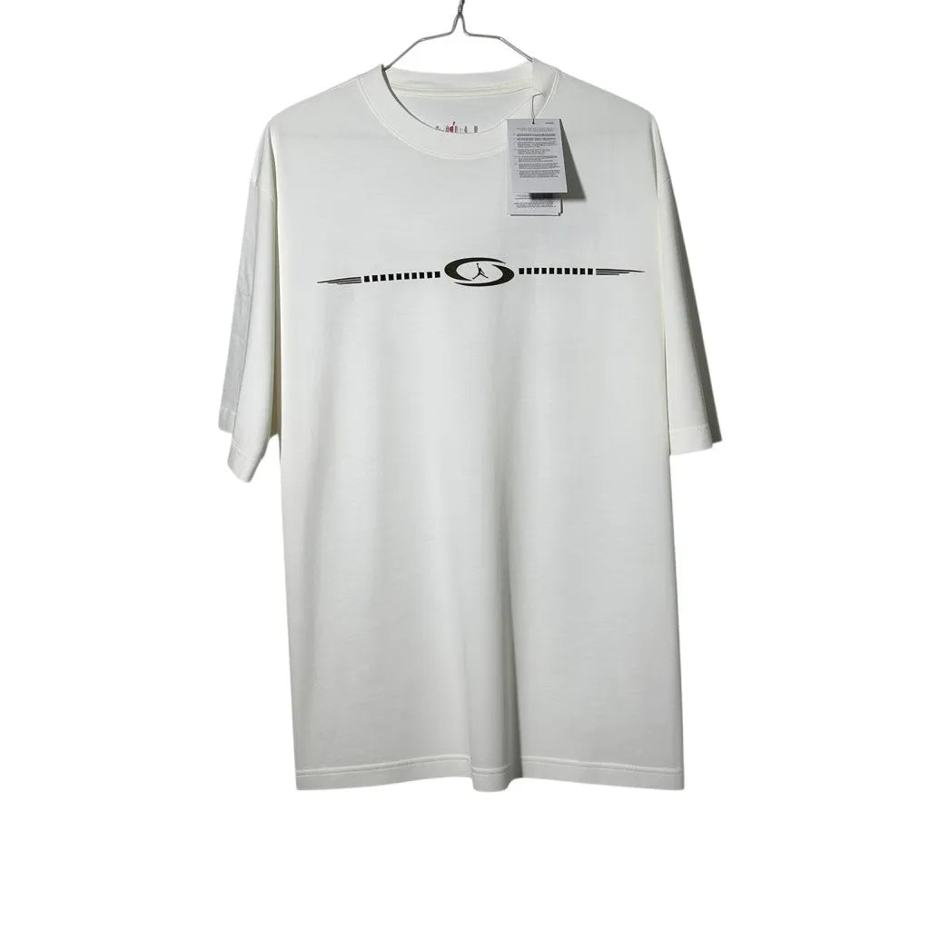 Urban Cult T-Shirt Jordan x Travis Scott bianca in cotone con logo centrale e fit oversize.