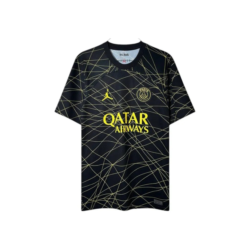 Urban Cult Maglia Ufficiale Jordan PSG 2022/2023 nera e oro, taglia S. Design con pattern geometrico dorato.
