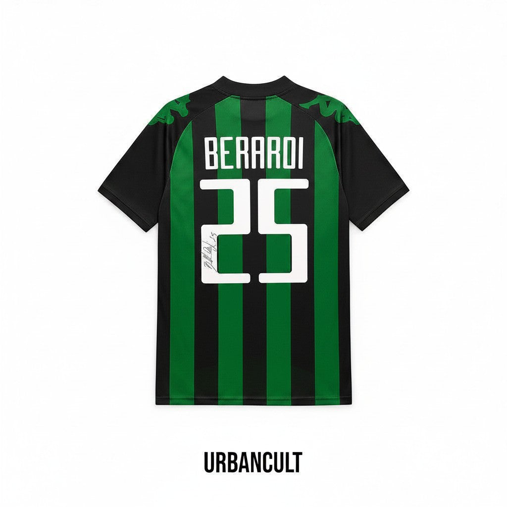 Maglia da calcio Sassuolo Home 2017-2018 a strisce verdi e nere, autografata da Berardi 25. Kappa Kombat.