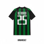 Maglia da calcio Sassuolo Home 2017-2018 a strisce verdi e nere, autografata da Berardi 25. Kappa Kombat.