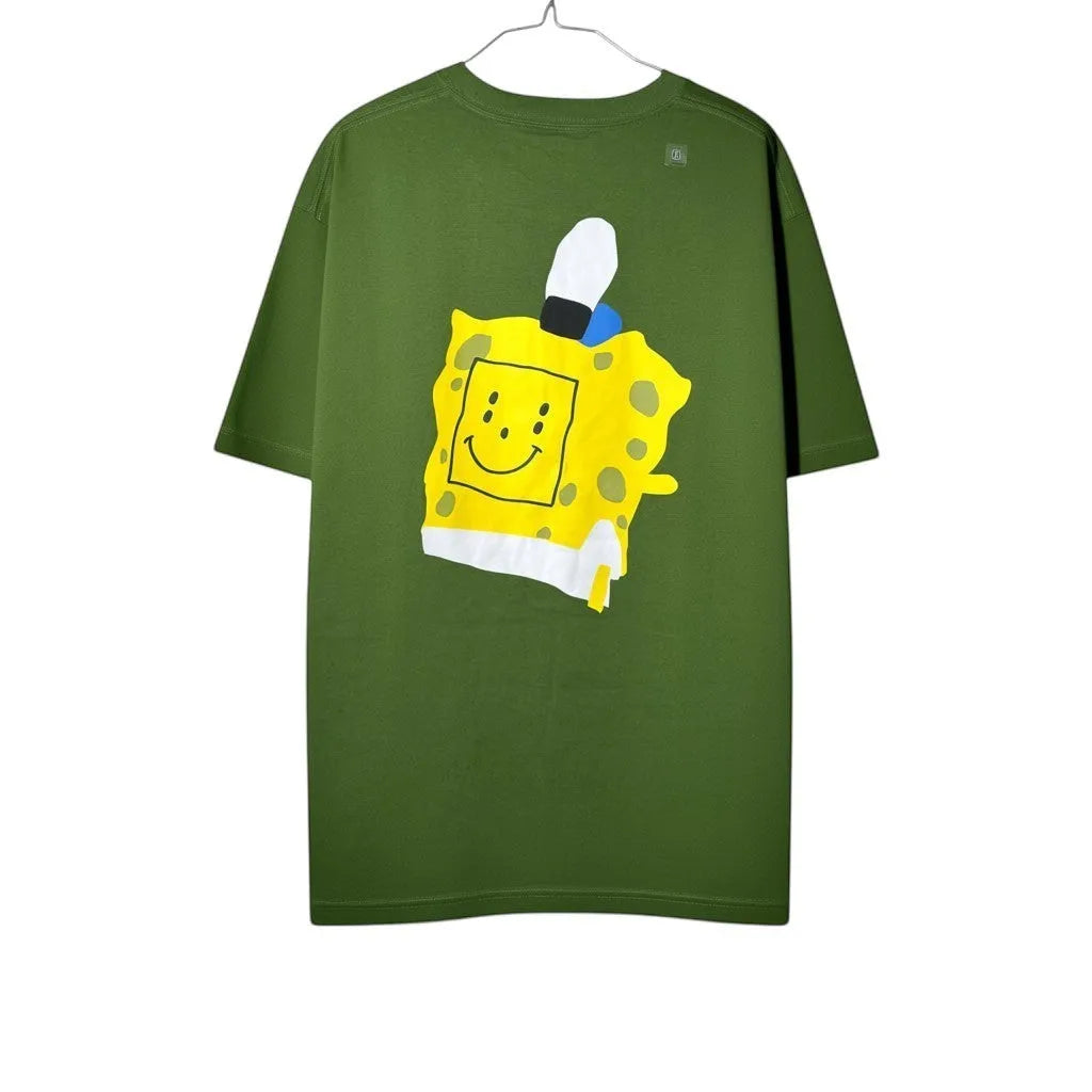Urban Cult T-Shirt Uniqlo x CPFM Verde Oliva con grafica SpongeBob "Dollar" in cotone, taglia M.
